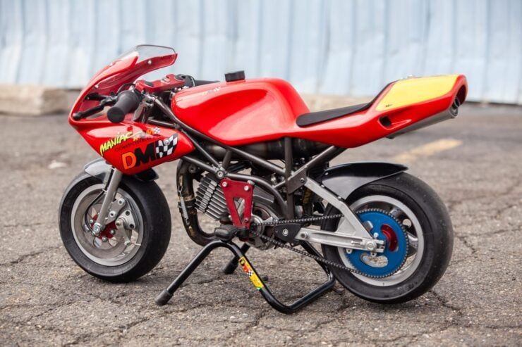 Silodrome's tweet photo. This is a 1995 DM MinimMoto DM1 SS pocket bike that remains in excellent condition throughout, largely due to the fact that it has spent much of its life on static display. 

https://t.co/rbU5G7zsfQ https://t.co/TTxroKh62A
