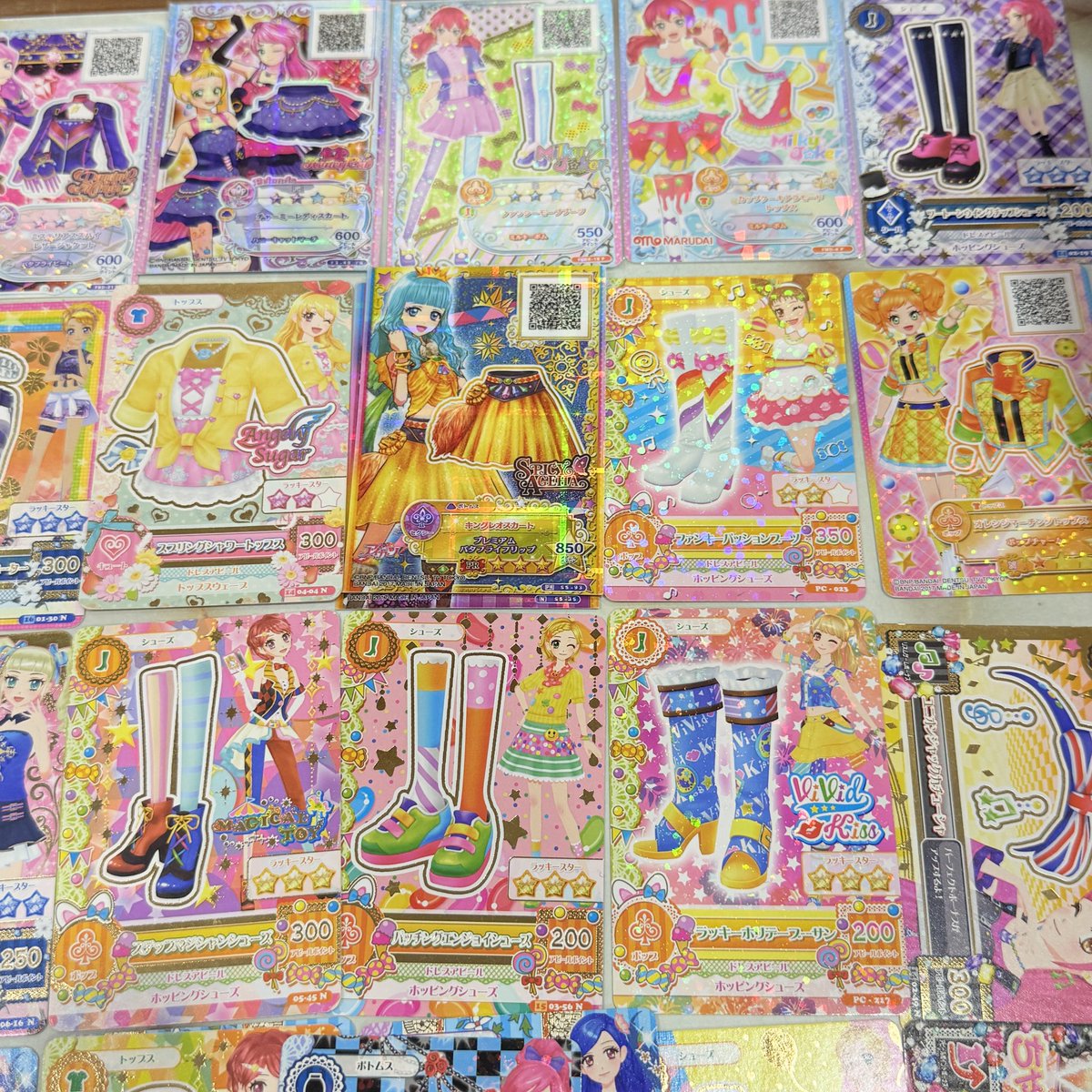アイカツ アイカツカード 初代 アイカツフレンズ などがたくさん入荷し