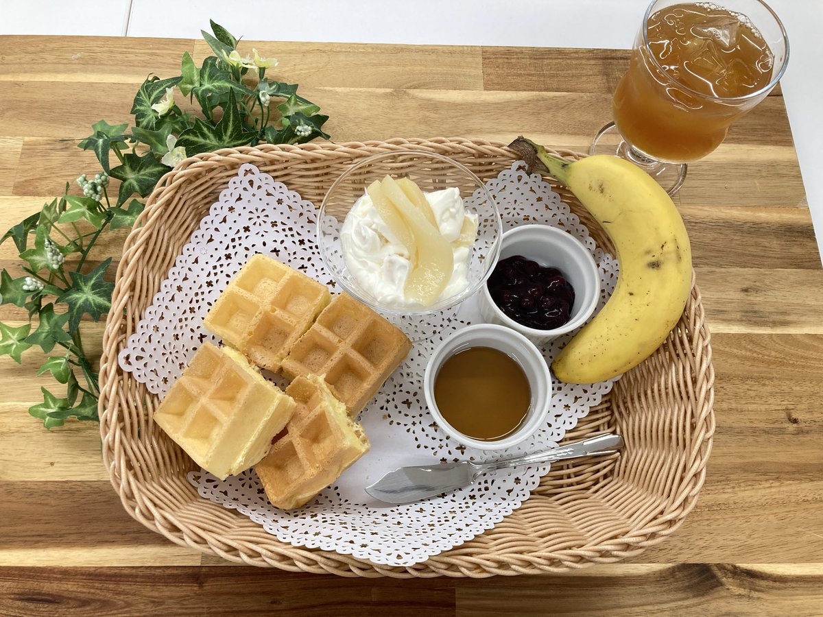 mg_flamme's tweet photo. ♪毎月参加者募集中♪*****
親子料理教室を開催しました
講師:小野寺惠パン洋菓子教室主催 小野寺惠先生

〜焼きたてワッフルでおうちカフェタイム〜

★ 桃とはちみつのレモンシャンティ
★ ワッフル
★ アイスティー

今回の親子料理教室は、
おうちでカフェ気分を楽しめるメニューに挑戦✨ https://t.co/kQIp2RkKHV