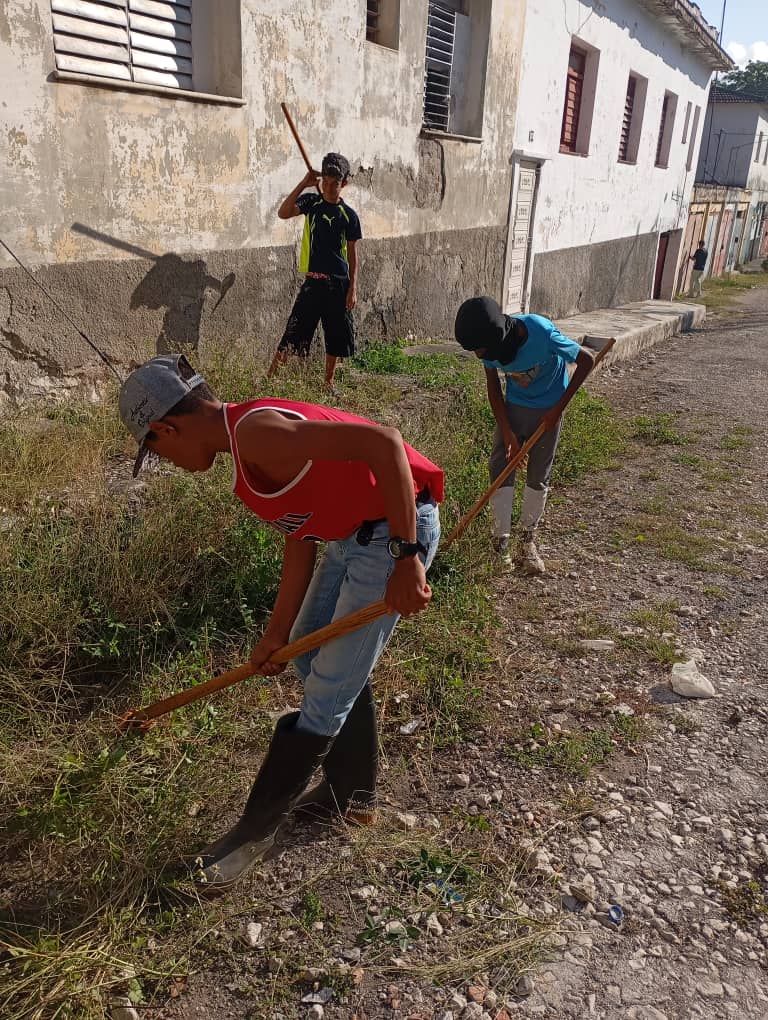 directoredusag's tweet photo. Desde la #RedjuvenilComunitaria nuestros niños, adolescentes y jóvenes protagonizan tareas de impacto en las comunidades de #SaguaconTodos. https://t.co/VFoOwnkr6c