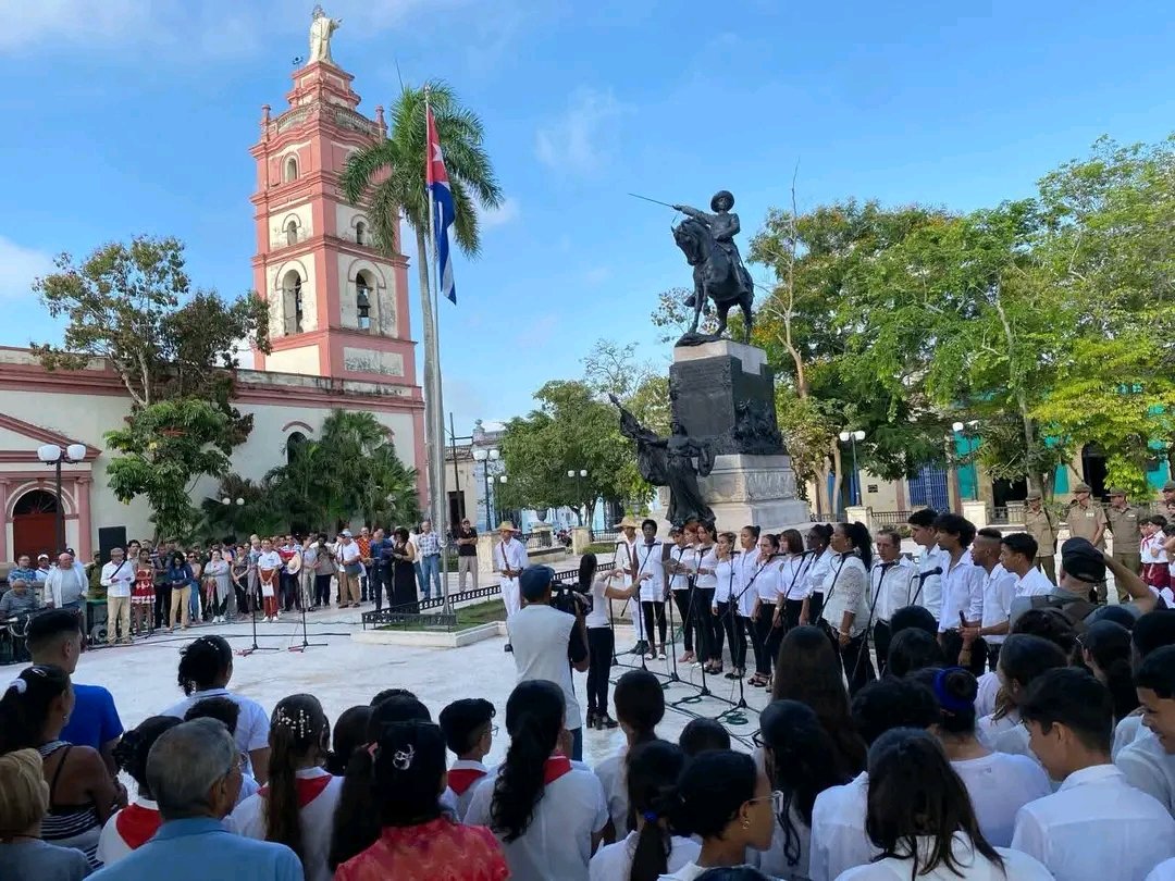 DixamiGomez's tweet photo. Hoy recordamos a el Mayor Ignacio Agramonte Loynaz en su 153 años de su caída en combate, su coraje, fervor, determinación y vergüenza sigue inspirando a las nuevas generaciones 
 a afrontar los desafíos del presente con la misma pasión y compromiso. https://t.co/XvQgvQCpsK