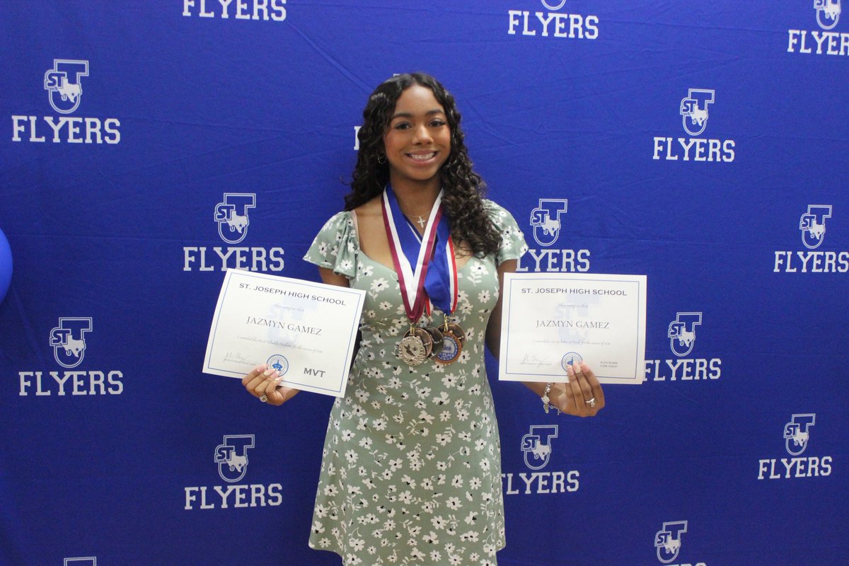 JazmynGamez05's tweet photo. Track Szn is in the books! I ran my race, but I am not finished yet…I’m just getting started! 🦾 (Received the Most Valuable Female Trackster and a few medals from all races I won ) @STJFlyers 💙🤍✈️🥎   #WeAreSTJ #FlyHigh #TAPPSsoftball @BombersGold16u 🩵🤍🥎  #classof2027 #Junior #Uncommitted2027 
@TAPPSbiz @TAPPSSoftball @MaxPreps @playbookathlete @WhyIGrind 
@ExtraInningSB @LineDsoftball @raj_manjrekar @CSAPrepStar @27Softballradar @DfwSho #MultiSportAthlete #trackgirls @MidwestPremierS @Get2CollegAth @AScholarsBrand @DiamondAddicts @ExpoRecruits @MaxWilliams2020 @DIISoftball @D1ProScouts @ProspectID_ #RecruitMe