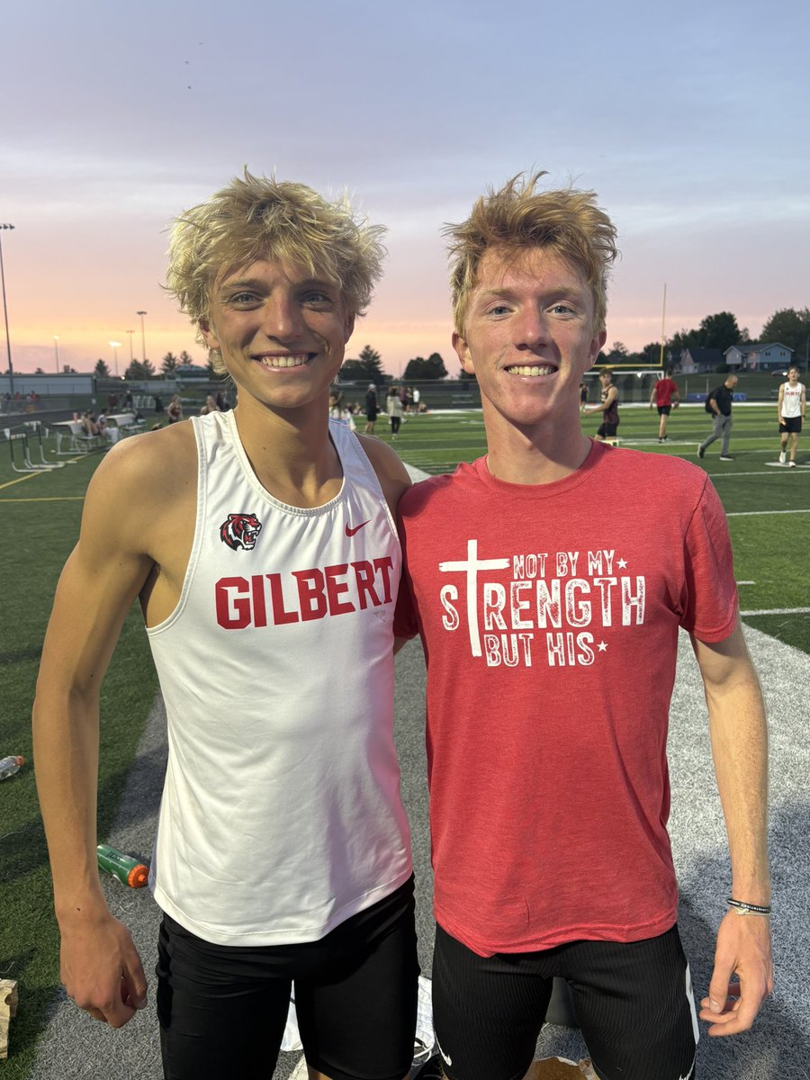 PellaDutchXC's tweet photo. 🚨 School Record 🚨 

1600m Canaan Dunham 4:05.17 

@PellaActivities @PHSdutchtrack @PellaSchools https://t.co/ZkJd2DpYls