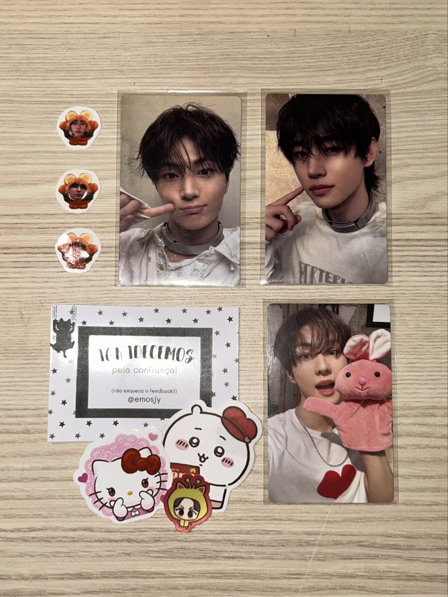 themingauuj's tweet photo. Feedback positivo para @emosjy que me vendeu esses photocards do enha. Durante todo o processo da compra ela foi mto gentil e atenciosa!! Eles chegaram bem embalados e em perfeito estado, estou apaixonada tanto pelos pcs quanto aos brindes em q ela enviou, muito obrigada amg❤️❤️ https://t.co/Onu6FIFnIu