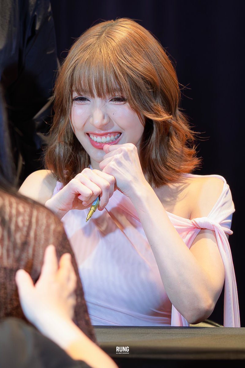 렁 tweet media