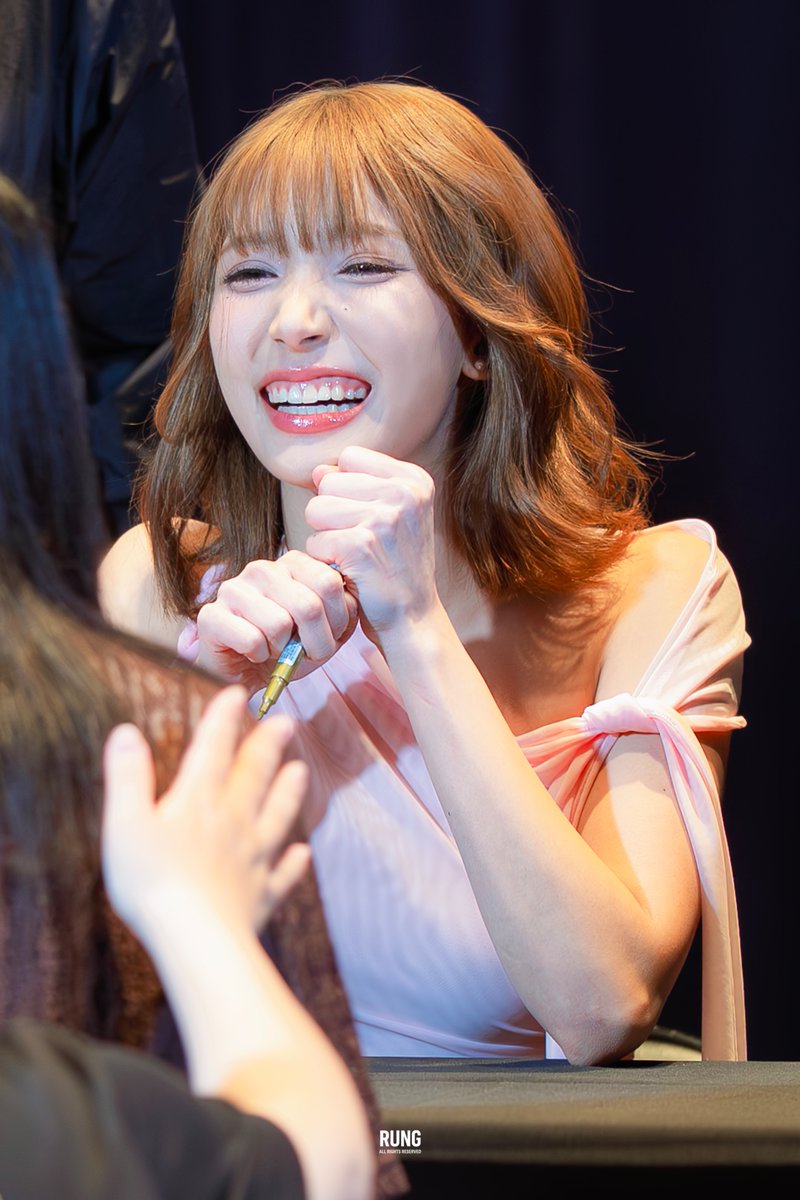 렁 tweet media