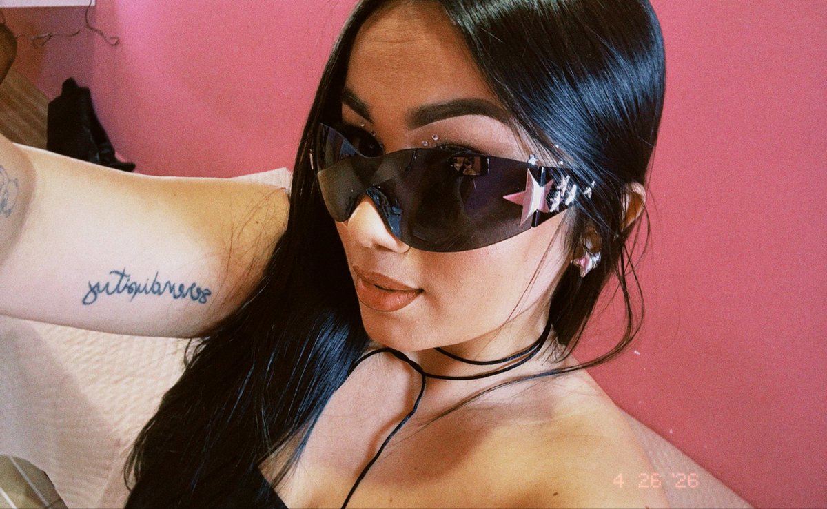jessi tweet media