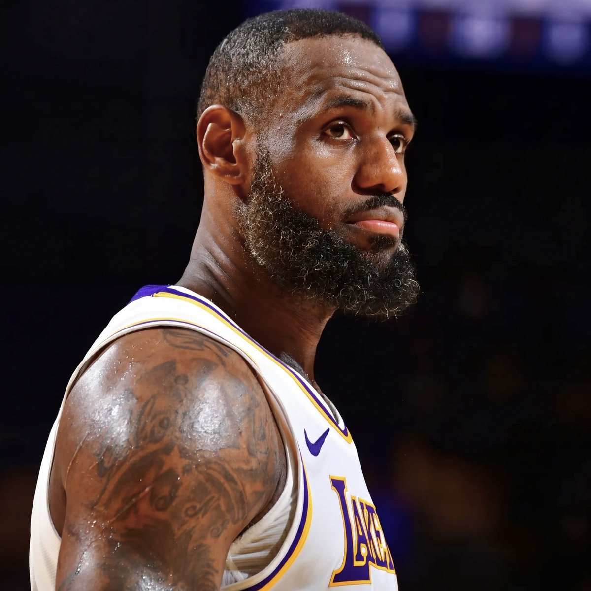 PolymarketHoops's tweet photo. This might be the last time we see LeBron James play…🥲

Career accomplishments:
• 4× NBA Champion • 4× Finals MVP • 4× MVP • 22× All-Star • 21× All-NBA • 6× All-Defensive Team
 • NBA’s All-Time Leading Scorer • First player in NBA history with 50,000+ combined points • Olympic Gold Medalist (3×) • NBA Cup Champion & MVP (2023) • Rookie of the Year
 • 2007 Scoring Champion • 2020 Assist Leader
• Most points in playoff history
• Most games played in playoff history
• Most minutes played in playoff history
• Most playoff wins all-time
• Most playoff buzzer-beaters

20+ years of dominance.

One of the greatest athletes the sport has ever seen. 🐐