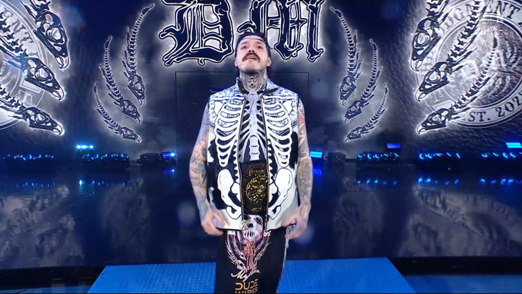 JonnyLeTran5's tweet photo. Dominik Mysterio 😍 #WWERaw #LuchaLibreAAA #JudgmentDay #DominikMysterio #DirtyDom https://t.co/uZW0zajT7V