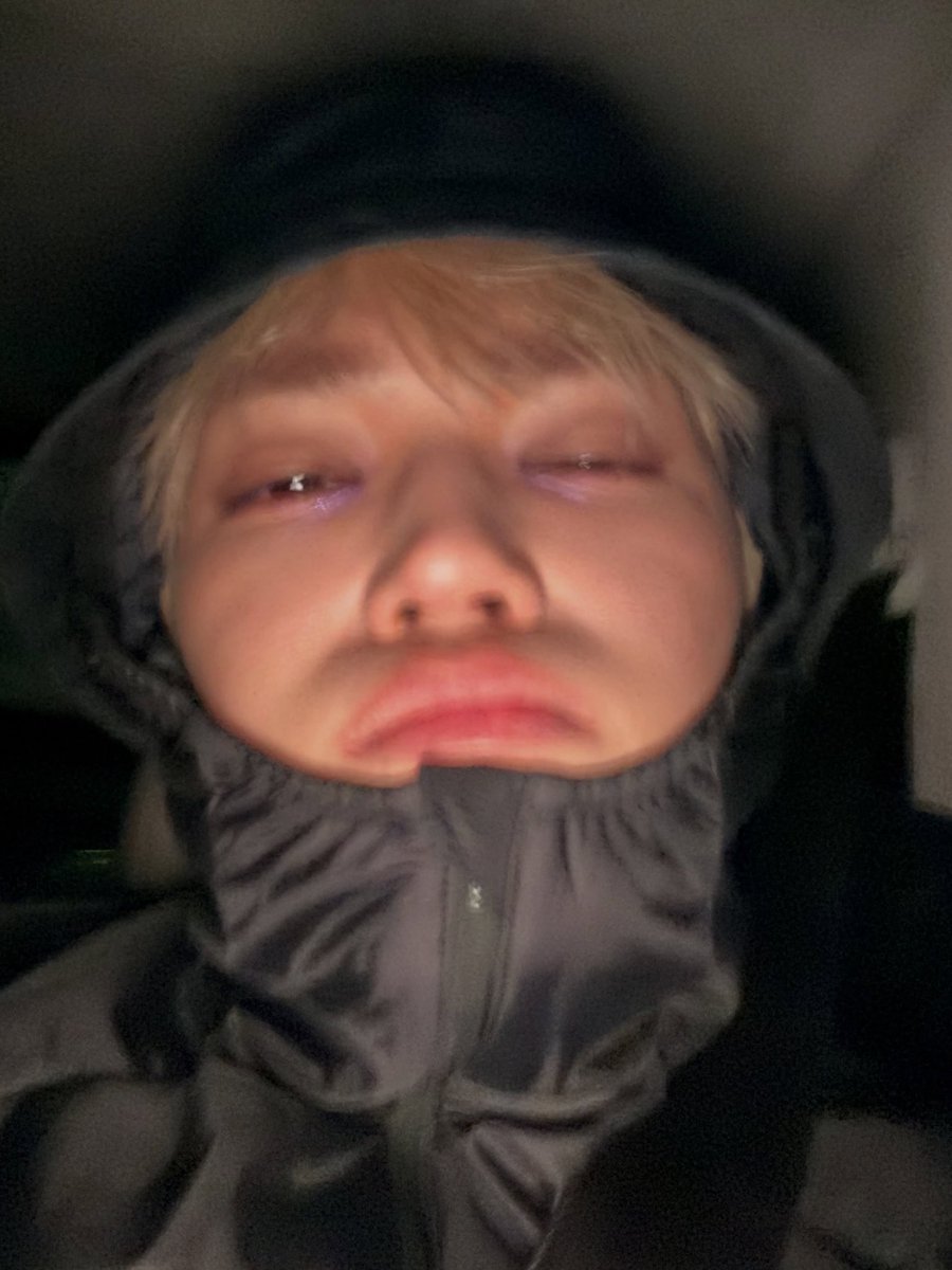 taeyong pics tweet media