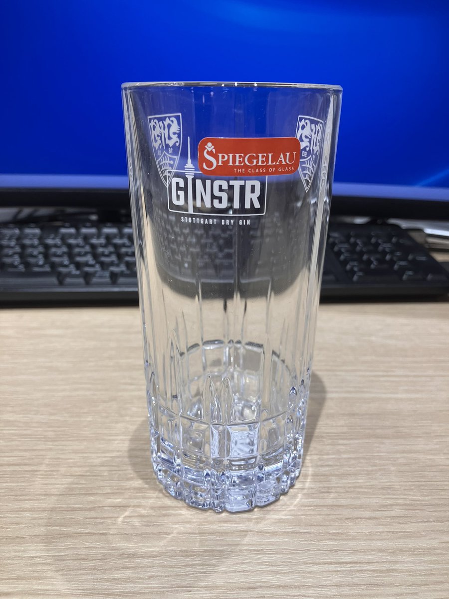 dl76k0's tweet photo. ドイツのお土産もらったよ🤩
これでビール飲もう🍺 https://t.co/7bN0bVJcWE