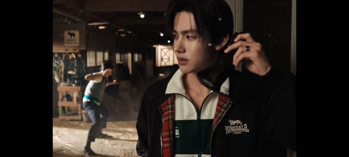 lovecimittt's tweet photo. ini cwe nya spoiler mv cwo nya yh?
#foxypan https://t.co/NnrdIkBzvY