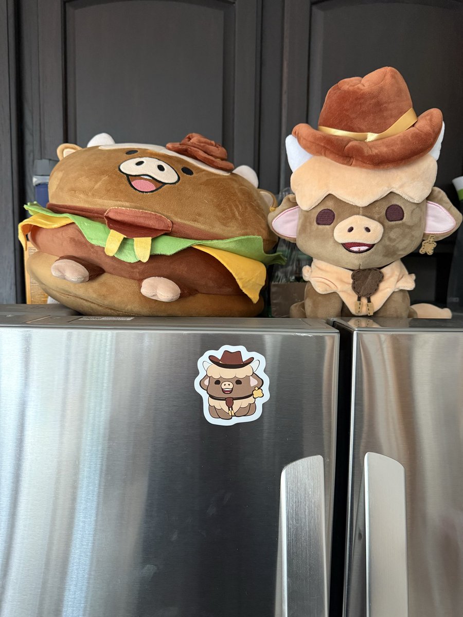 My mom found @MooMooClover shop, anyways this the top of our