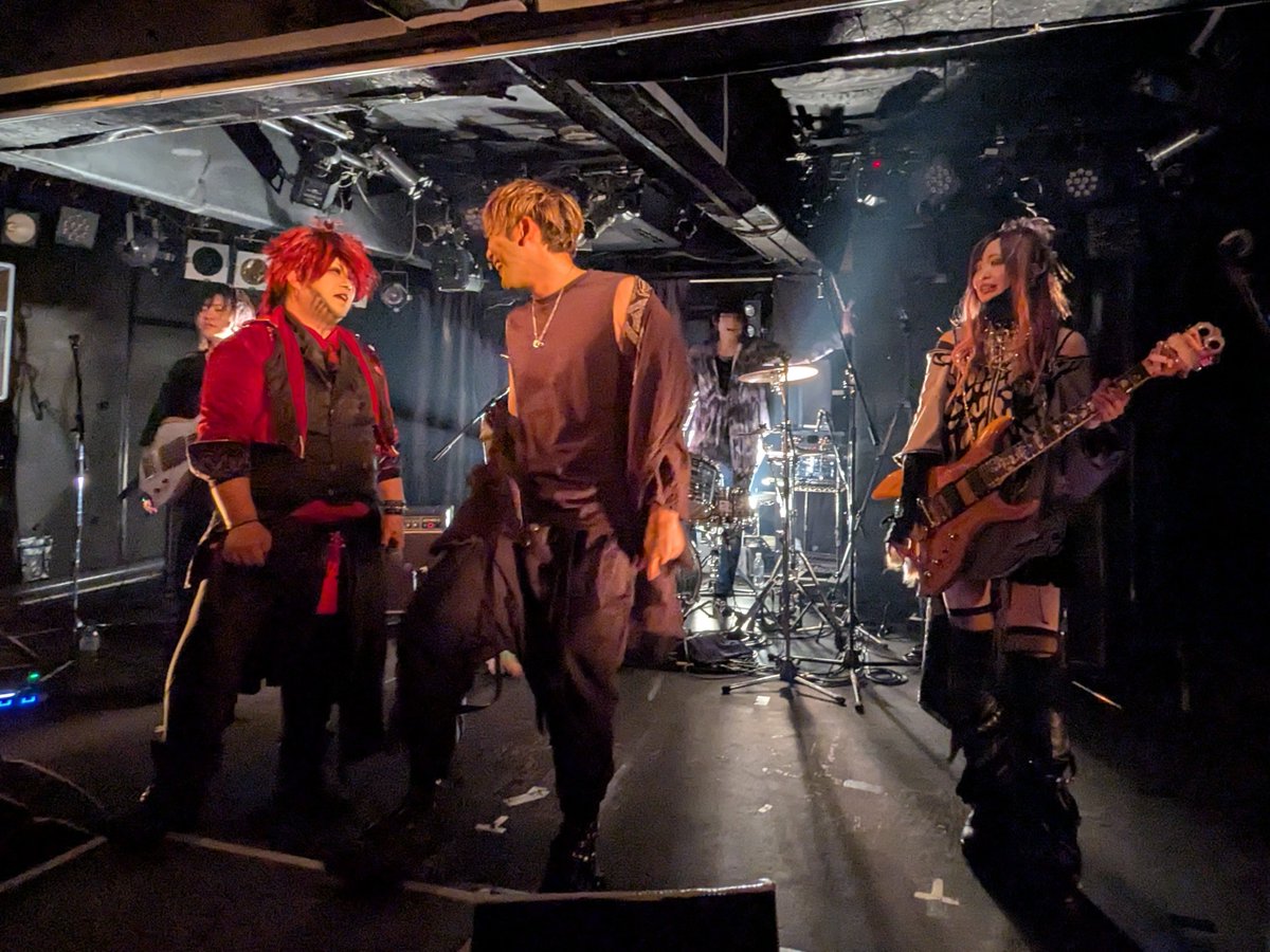 setaria_nyan's tweet photo. 💫🔥ライブ告知🔥💫

次のセタリアのライブは…

【6/7㈰】小倉FUSE⚡

です‼️‼️‼️
次はオリジナルを持ってステージに立ちます‼️✨
オリジナルでも皆様に楽しんでもらえるように全力で盛り上げます(ง🔥Д🔥)ง
コピバンじゃないセタリアも見に来てください💖
新曲も出す予定♬

チケット予約待ってます✨ https://t.co/91M8KVnNnL