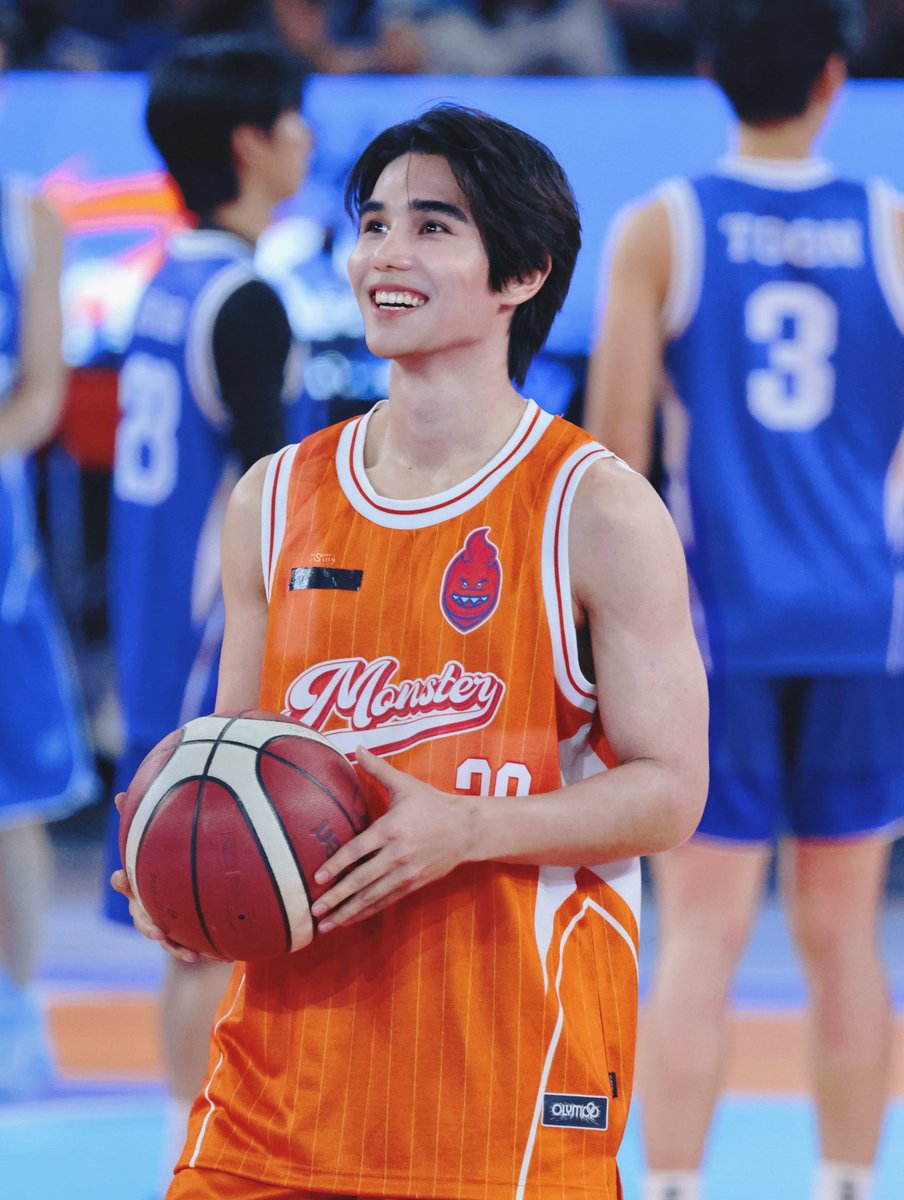 รักพี่นักบาสหมดใจ 🏀🧡

#OLYMPOP2026xJeffSatur
#ORANGEMONSTER2026 
 #OLYMPOP2026DAY
･ﾟ:* <a href="/jeffsatur/">𝗝 𝗘 𝗙 𝗙 𝗦 𝗔 𝗧 𝗨 𝗥 (罗杰夫)</a> ૮🪐･͛ა #JeffSatur ･ﾟ:*