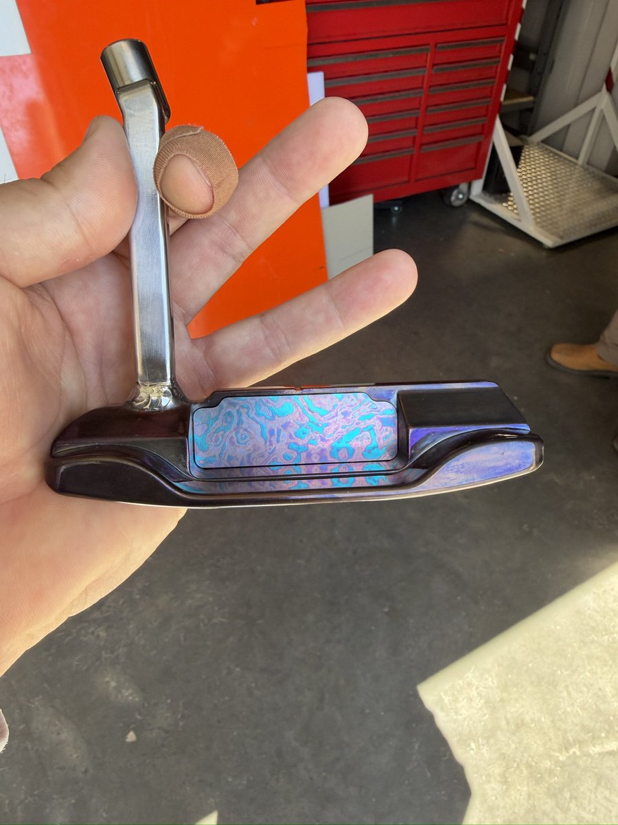 smith_jon22's tweet photo. New putter heads complete! 304 stainless with crystallized Titanium inlays. All color is purposeful oxidation with exquisitely controlled heat. No coatings are applied. Made by Us in Utah. Hand finished. 🤌 https://t.co/Vrobj6epBf