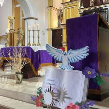 ColCathAes's tweet photo. Parroquia San Juan Nepomuceno in Vetas, Santander.

It sits as the main parish church in a little colonial town which is the highest municipality in Colombia sitting at over 3350 meters over sea level. https://t.co/x636U2ZK22