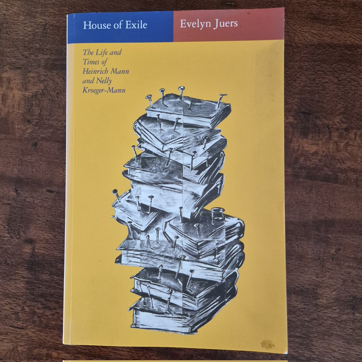 paul_filev's tweet photo. Brilliant. Enthralling. Evelyn Juers's collective biography HOUSE OF EXILE interweaves the lives of Heinrich Mann &amp; Nelly Kroeger-Mann with those of their contemporaries &amp; beyond in an opera-like interplay of solos, duets &amp; choruses. An innovative mosaic of multiple lives. https://t.co/gnFmezCSqY