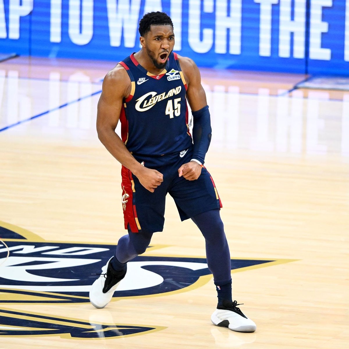 Legion Hoops tweet media