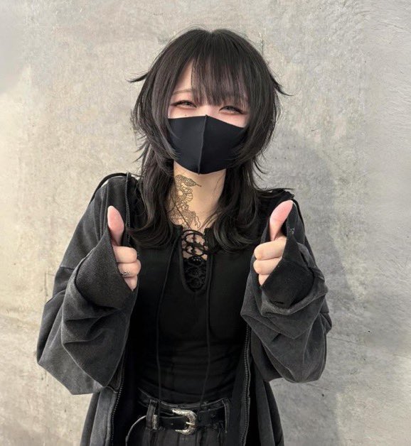 カリ tweet media