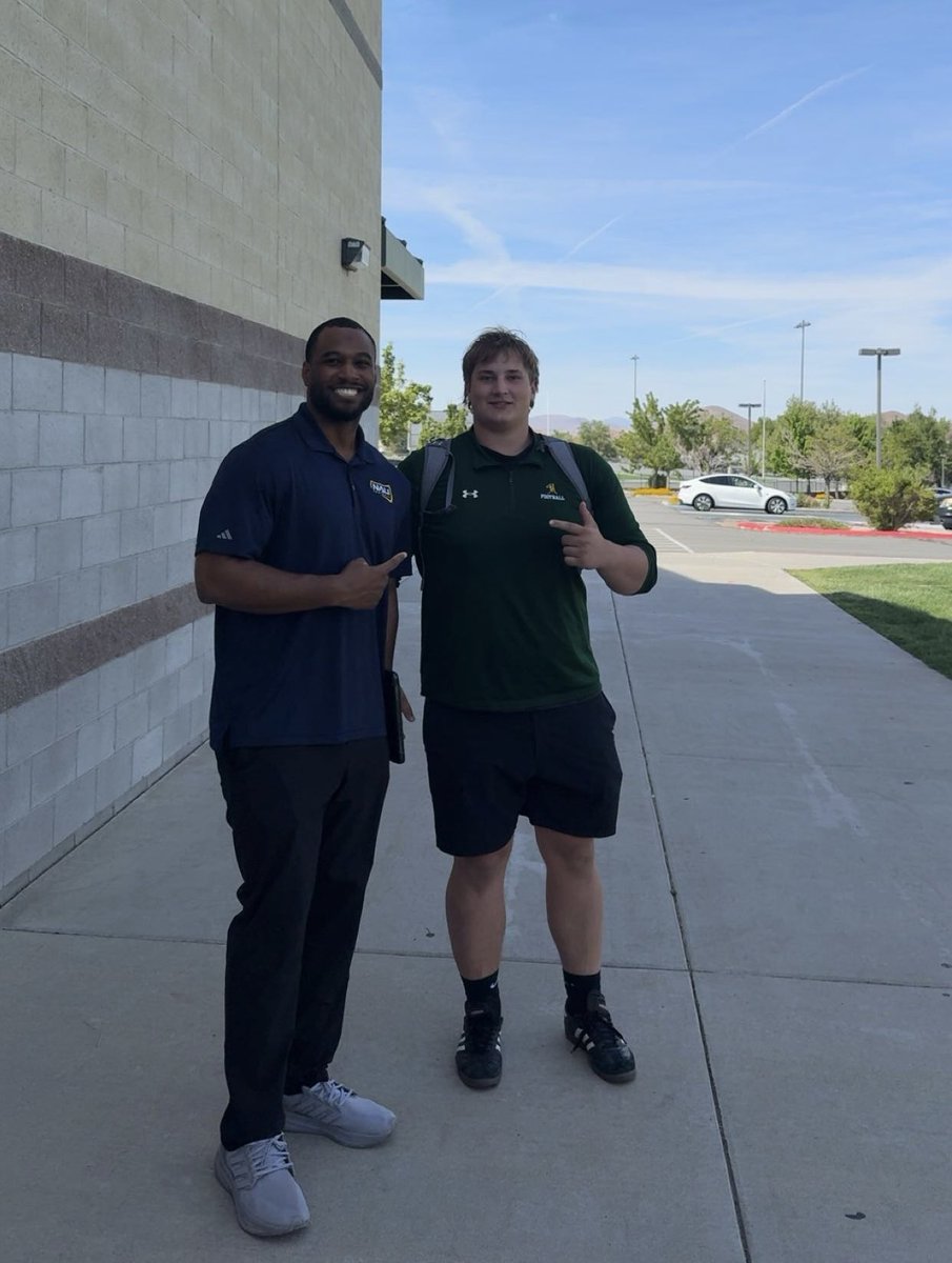 JCherry775's tweet photo. Thank you @KendallColeman_ for coming out to talk❗️I had a great time talking about NAU and can’t wait to get back on campus‼️ 🌲🪓

@eehowren @PrepRedzoneNV @NAU_Football @RGJpreps https://t.co/Y1flCFn4on