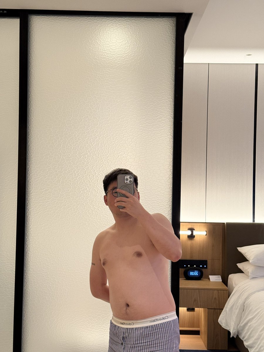 WeiteWan's tweet photo. 做🐷日常 https://t.co/2iXvxC5pcO