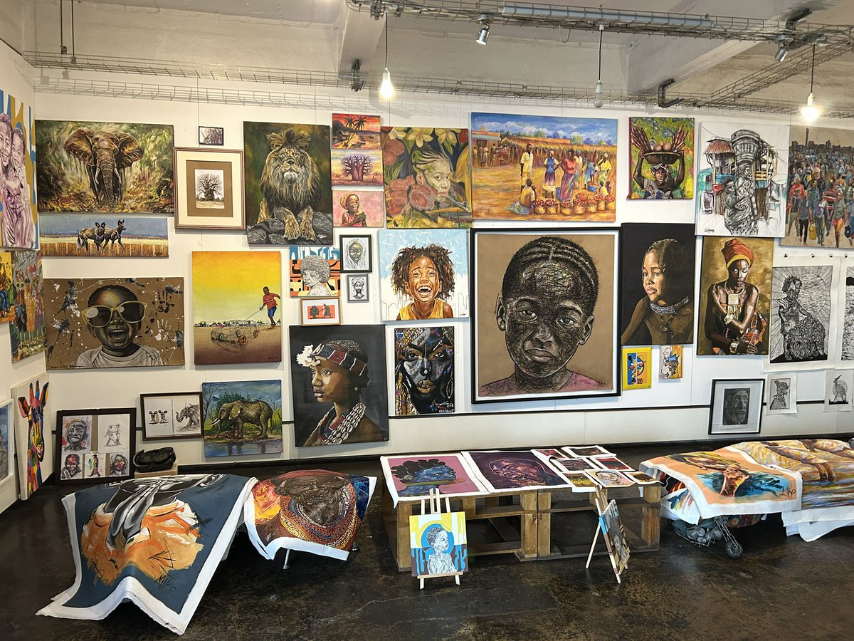 snrMart's tweet photo. #MabonengArtGallery
#Spaces https://t.co/UhG4FU4Pkr