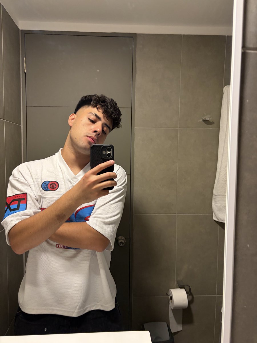 ignacioox tweet media