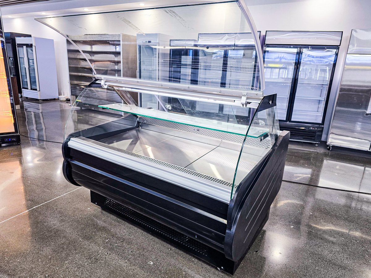 CUC_GROUP's tweet photo. #commercialrefrigeration #refrigeracioncomercial #refrigeração   #uprightcooler #commercialrefrigerator  #islandfreezer #chestfreezer #deepfreezer #uprightfreezer #commercialkitchen #backbarfreezer #backbarcooler #displayfreezer #gelatoshowcase #displayrefrigerator https://t.co/nh5xW0a6AO