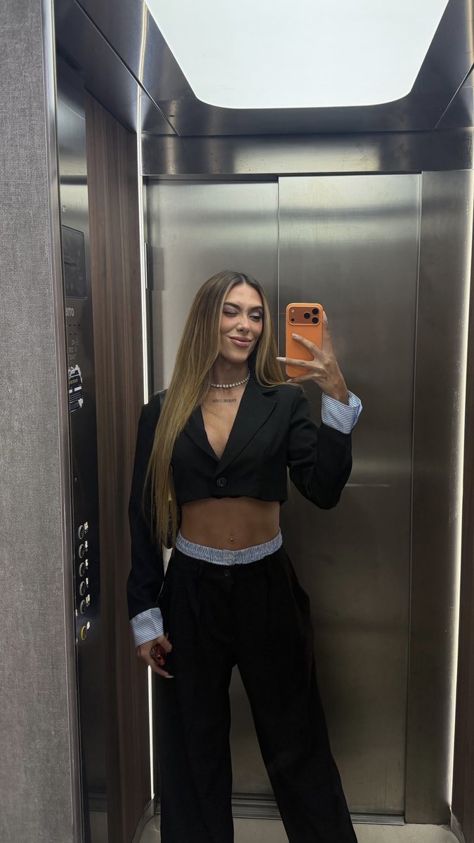 Andrea 💋🏳️‍⚧️ tweet media