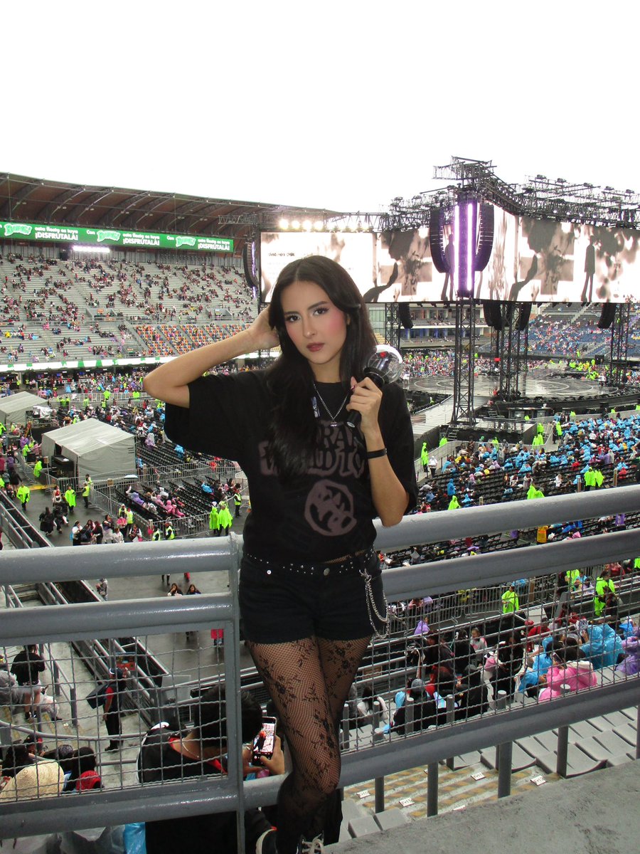 jimena vio a bts (10.05) tweet media