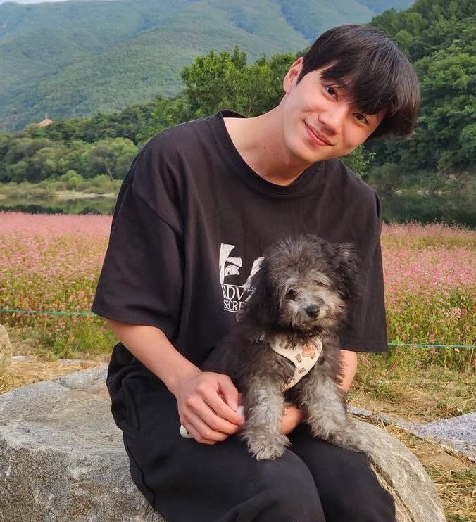 usasehmt's tweet photo. #이준영 https://t.co/pT16QgQeku