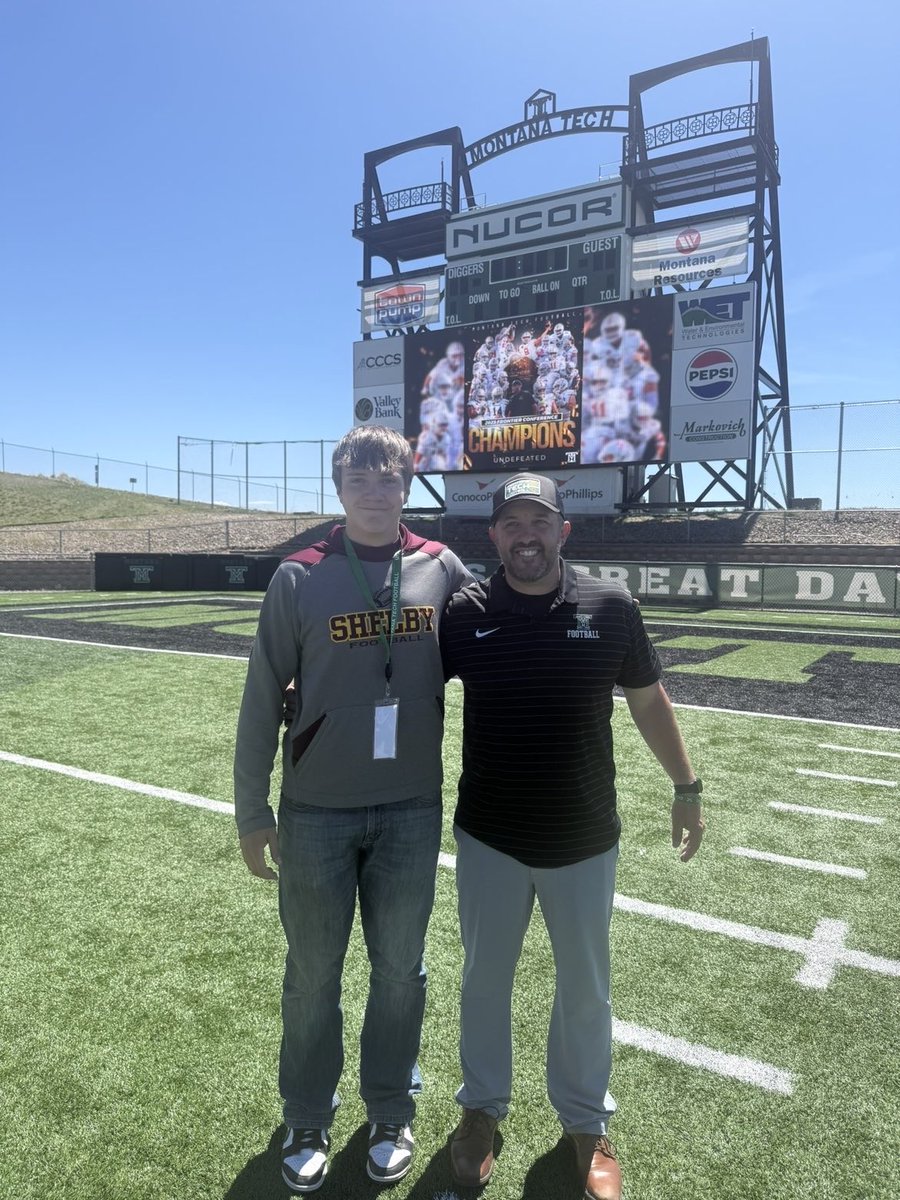 ReeceShandy's tweet photo. Thanks for the great experience!! @CoachKyleSamson @CoachMAllenFB @MonTechFootball https://t.co/GF1Nt205TF