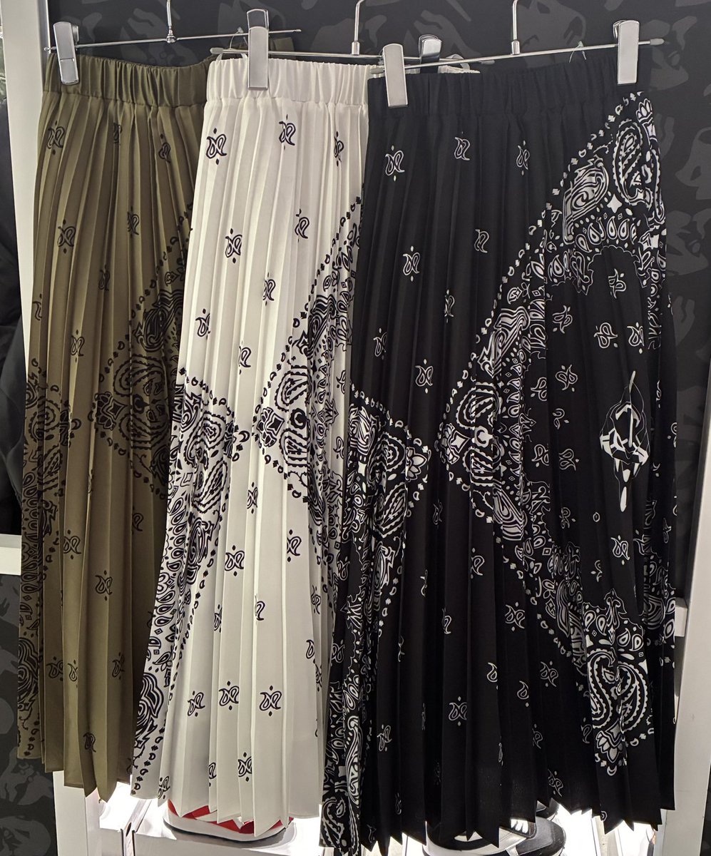 PICK UP】 EVA-01 Paisleys Bandanna Pleated Skirt RADIO EVA