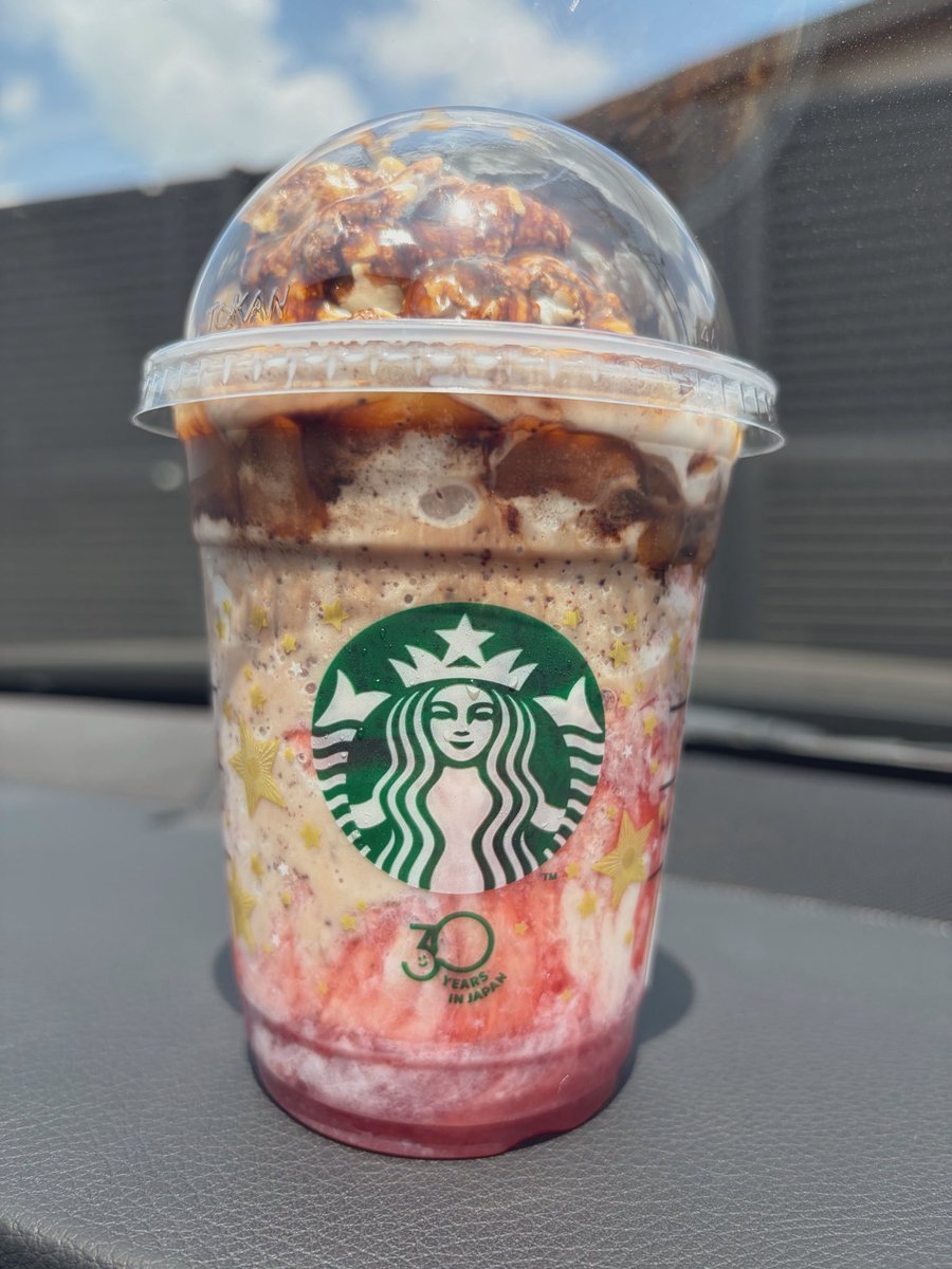 yucha_cha's tweet photo. スタバ🍓🍫 https://t.co/BftA64O8Vd