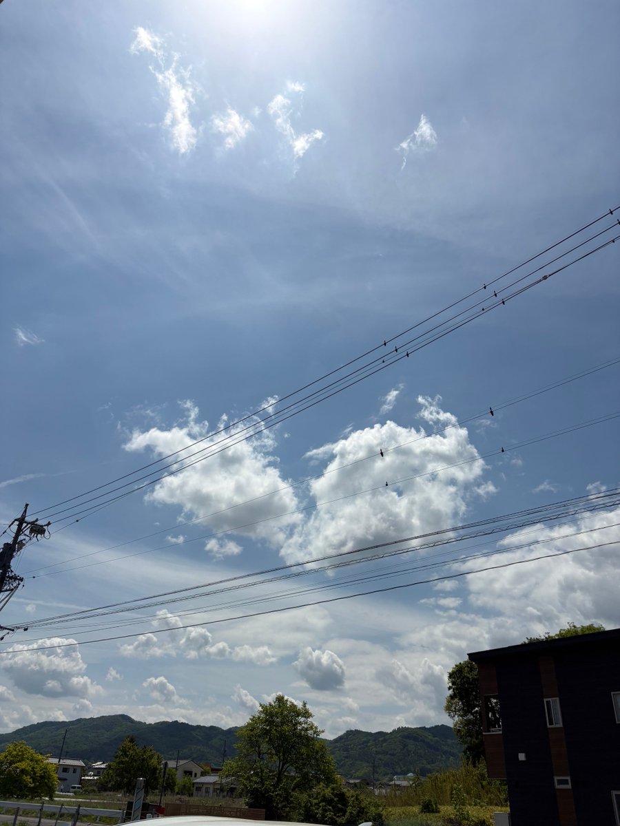 AS___planning's tweet photo. おはようございます🌞
エースプランニングです！
＃上田市　は晴れています！
5月ももう12日もたったとびっくりです😂
これから気温が上がっていきますがなんとか乗り越えたいですね😂
そしてAmazonの箱のデザイン！
そうかもしれないですね😆
それではよろしくお願いします！

＃企業公式相互フォロー https://t.co/11gQGpakuh