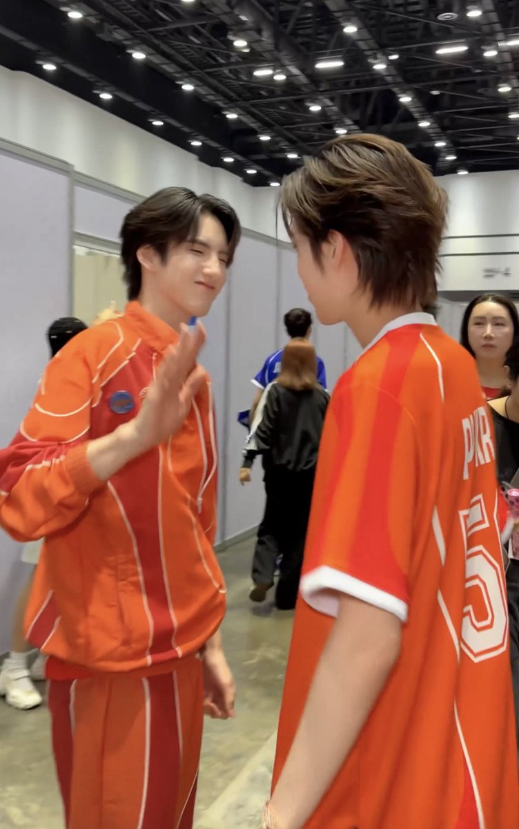 พีพีเหมือนเป็นแม่นาง52662626261655555555555 ทำตัวโต๋ยมาก
