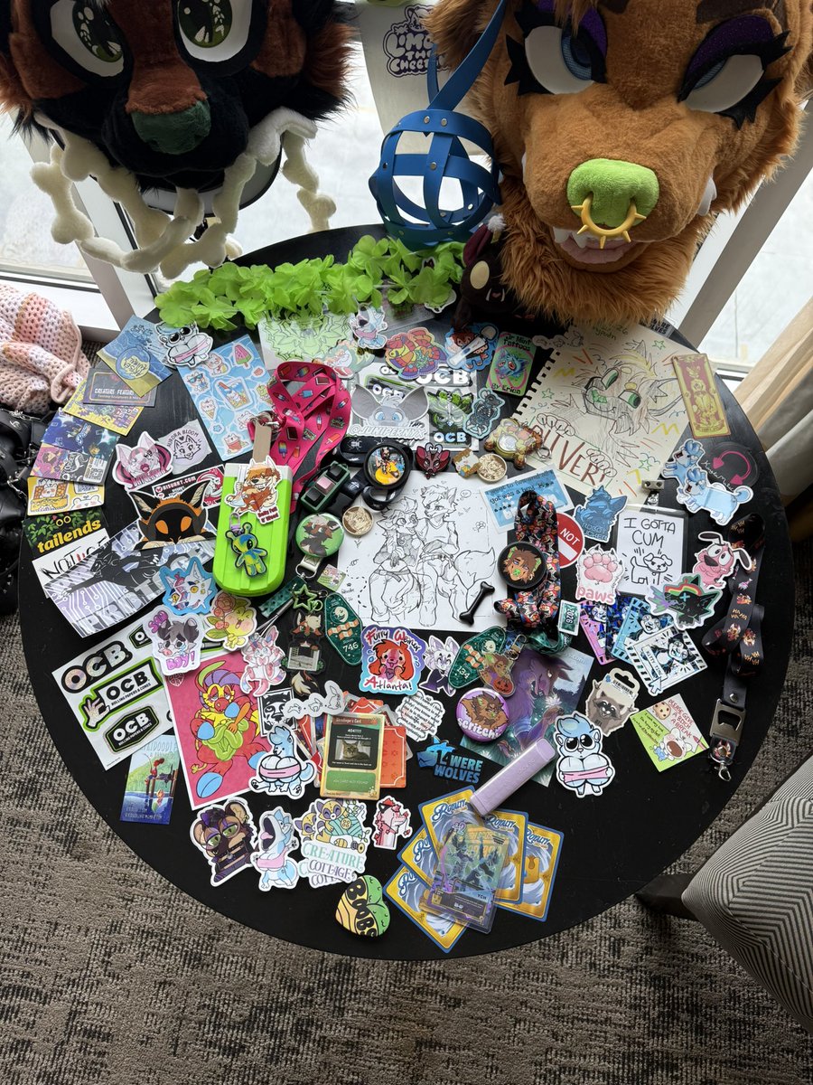 Scritxhy's tweet photo. The FWA26 haul💚 https://t.co/DqQM6B6KF2