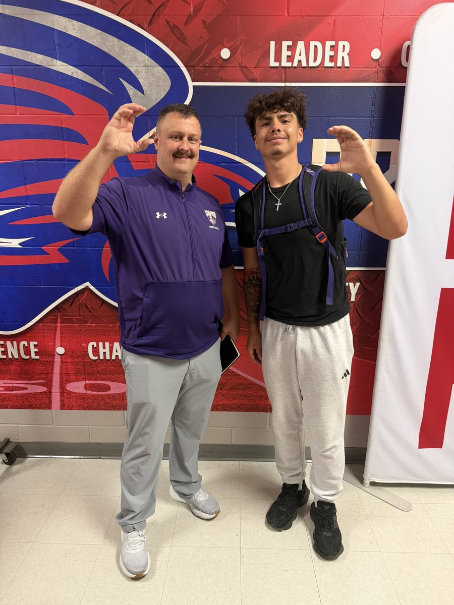 Christian Salazar tweet media