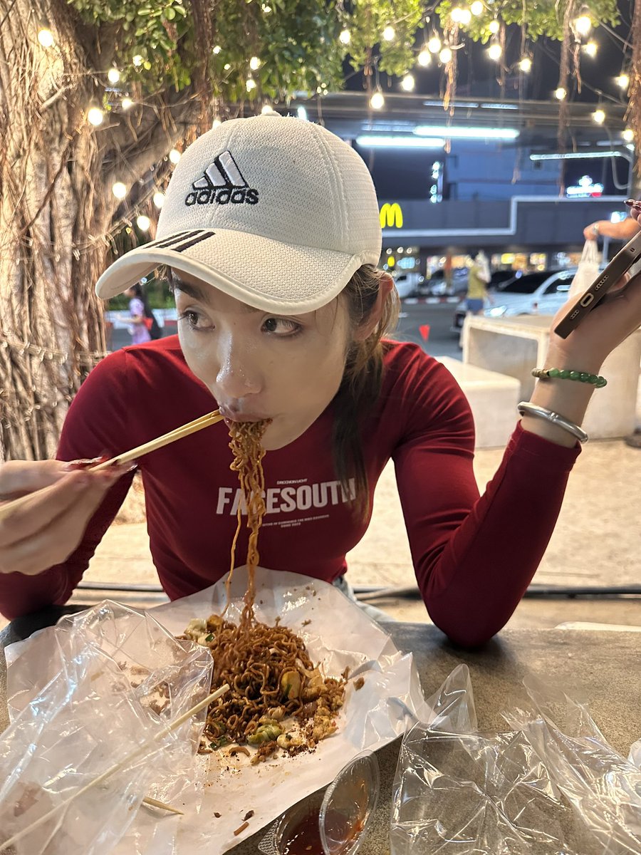 ton_thai's tweet photo. เปิดร้านขายของ ตลาดนัด ช่วยกันสร้าง 😊
#ชายแท้ชอบสาวสอง #สาวสอง https://t.co/UUULJsejiO