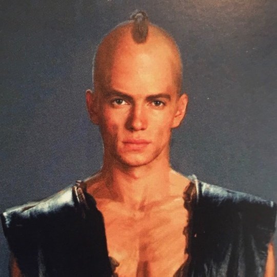 naberrieas's tweet photo. you  looked  like  this  in  my  dream https://t.co/itHASNR5mX