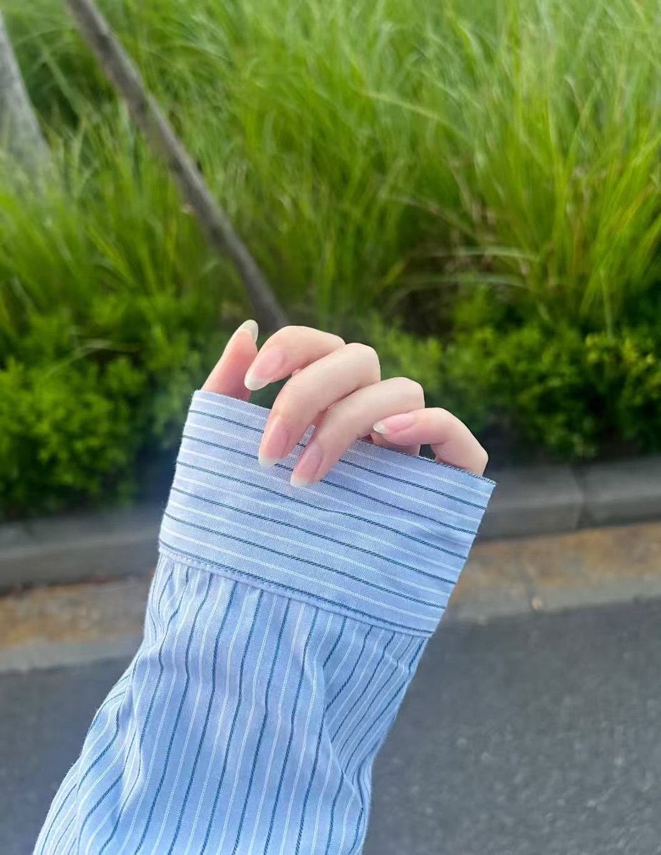 依久未 tweet media