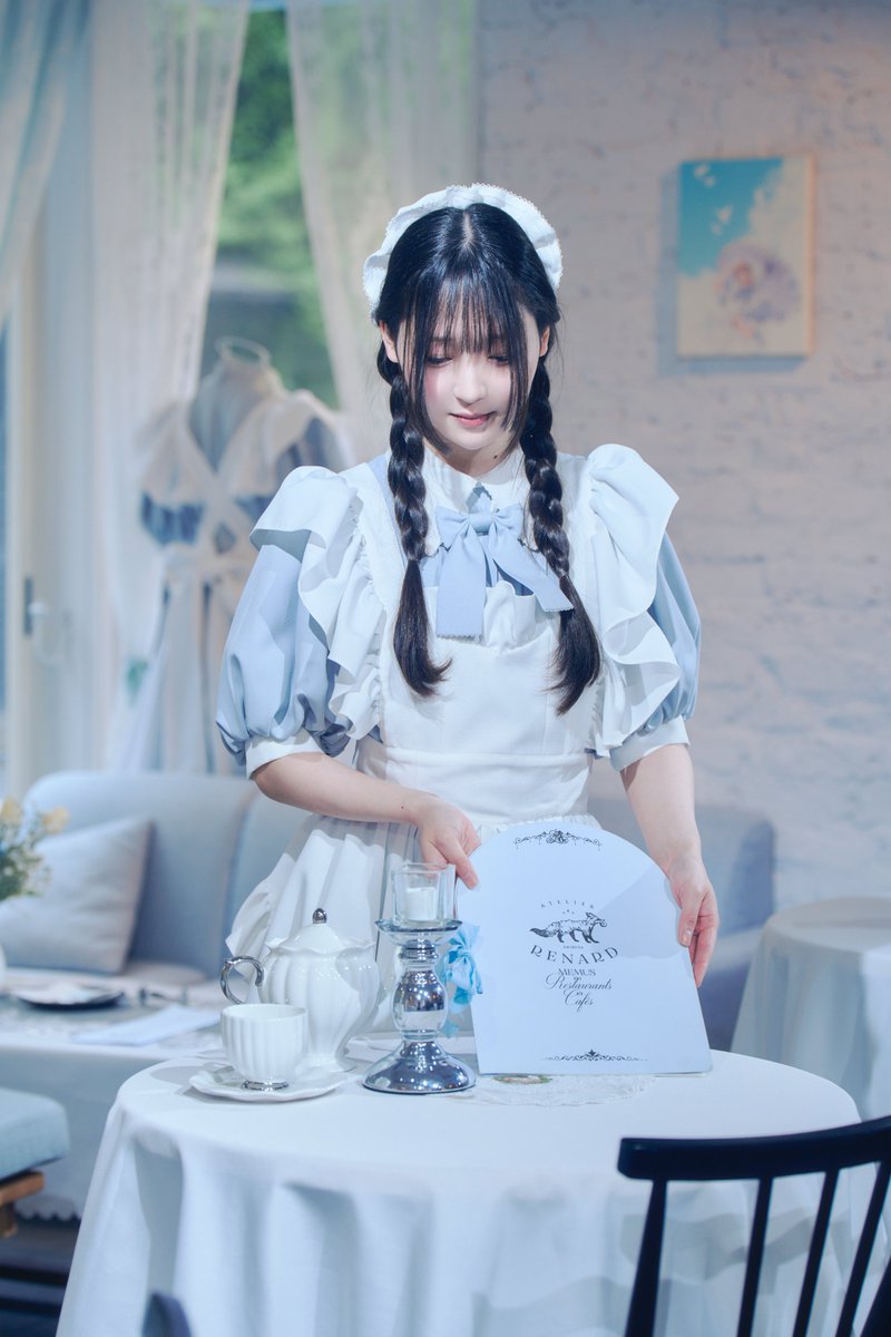 at_renard's tweet photo. 遅ればせながら #メイドの日⟡.·
レナードこだわりのメイド制服。

#デザフェス63 で販売するメイドモチーフのグッズやフォトブックなど準備しています🫖 https://t.co/PJWFaiRHGk