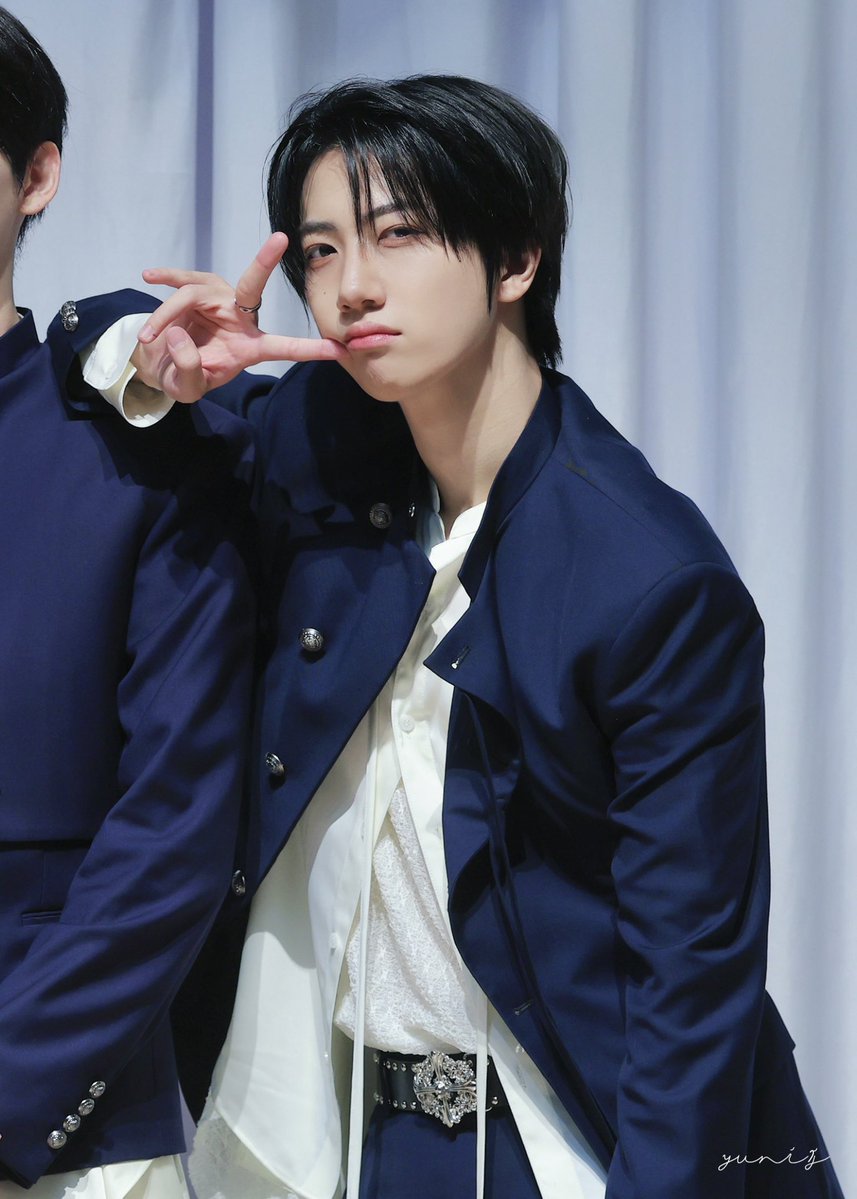 yuni1j tweet media