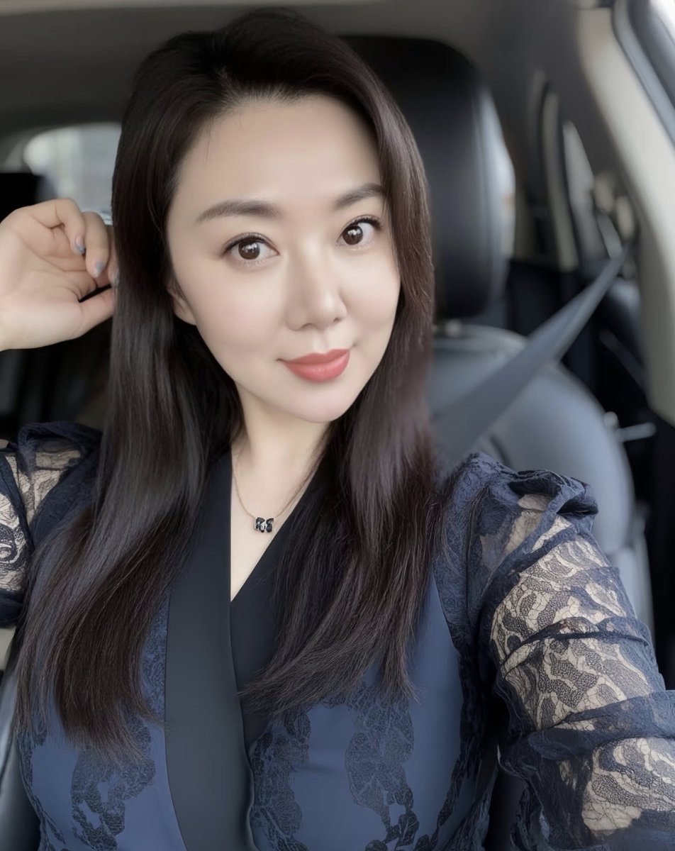 meetee06's tweet photo. 我们或许不再谈论星辰大海，却把脚下的每一步，都走得扎实而充满力量，这便是最接地气的浪漫。 https://t.co/ng44lxWrhk
