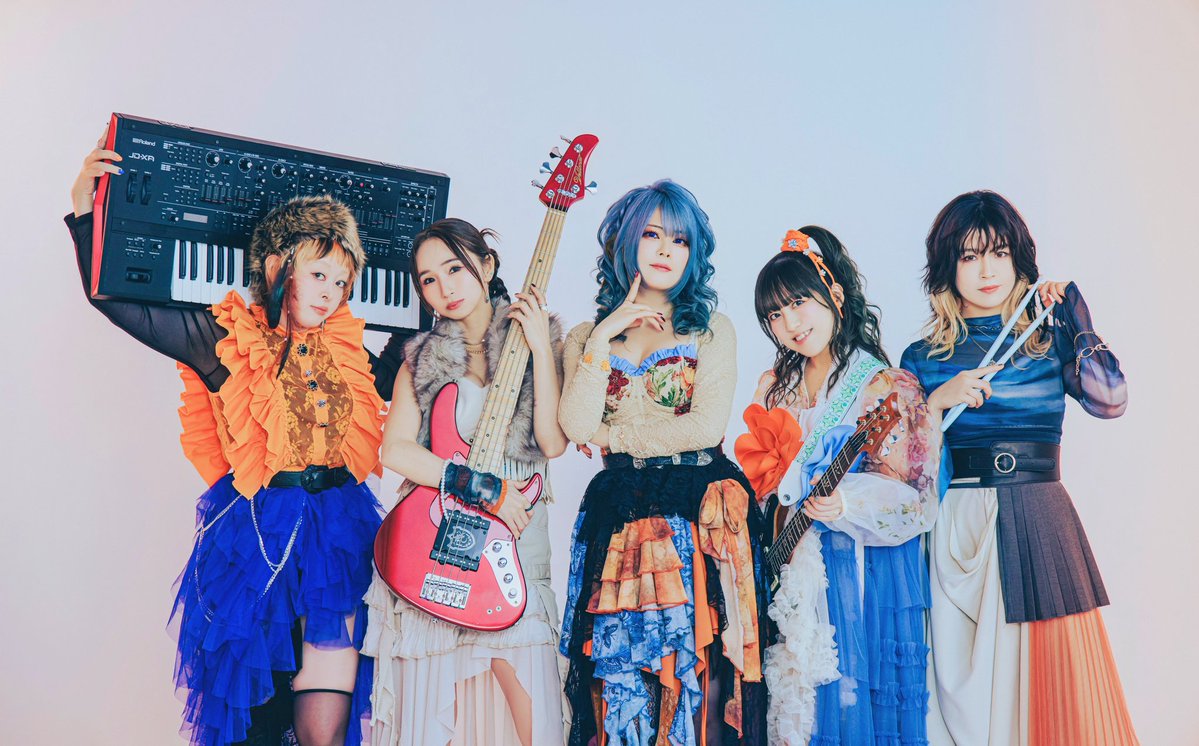 🦄🪽タイアップ＆新曲情報🦄🪽

7/12(日)より放送開始の特撮TVドラマ
『静岡発☆福岡着！ドゲンジャーズツーリズム』 #旅ドゲ のOP主題歌をDOLL$BOXXが担当‼️

「走って！ガチって！ドゲンジャーズ！」
歌・演奏：DOLL$BOXX
作詞：原田謙太
作編曲：Mao Yamamoto

#DOLLSBOXX
#ドールズボックス