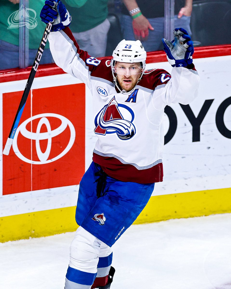 Colorado Avalanche tweet media