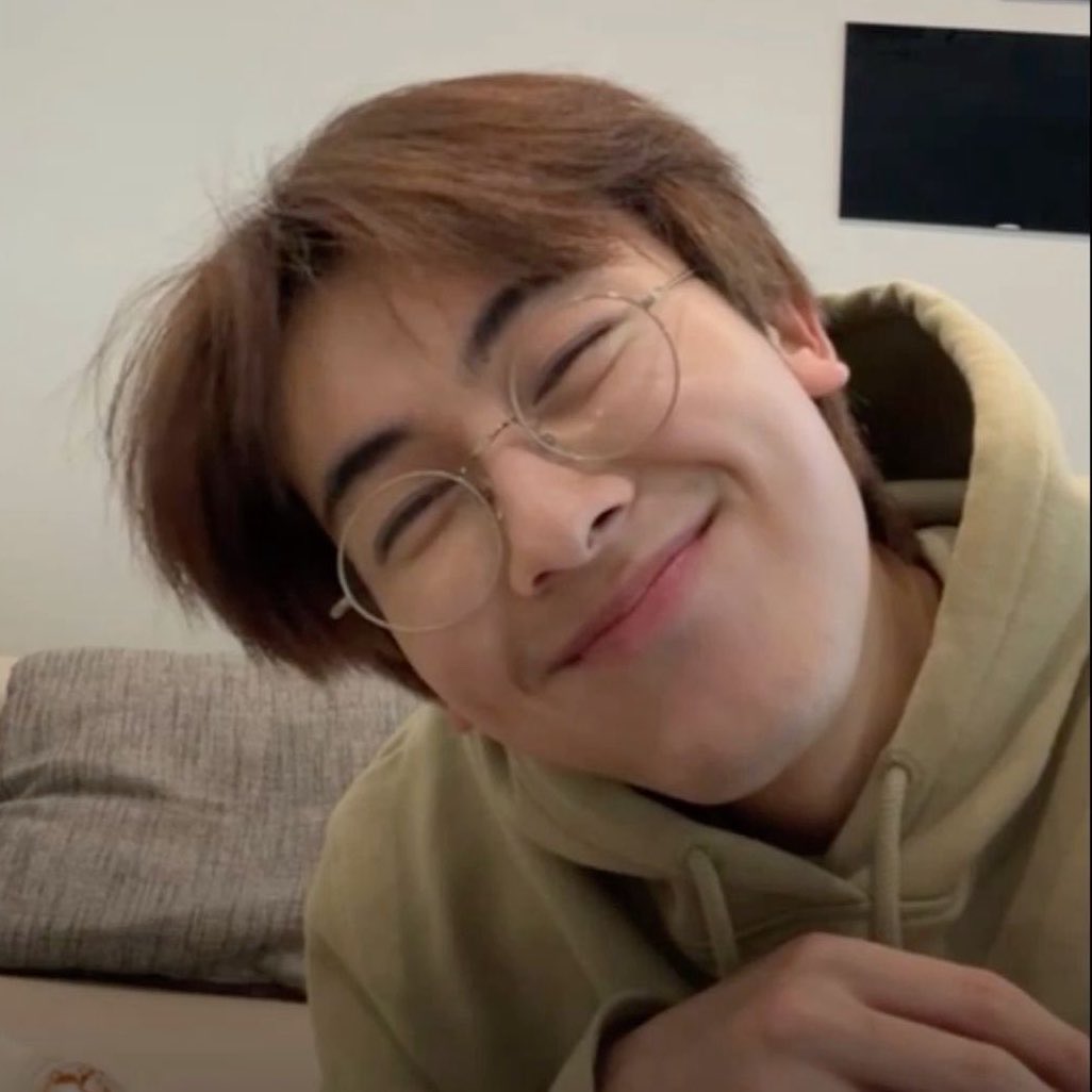 𝘥𝘢𝘪𝘴𝘺𝘣𝘰𝘺 ◡̈ tweet media