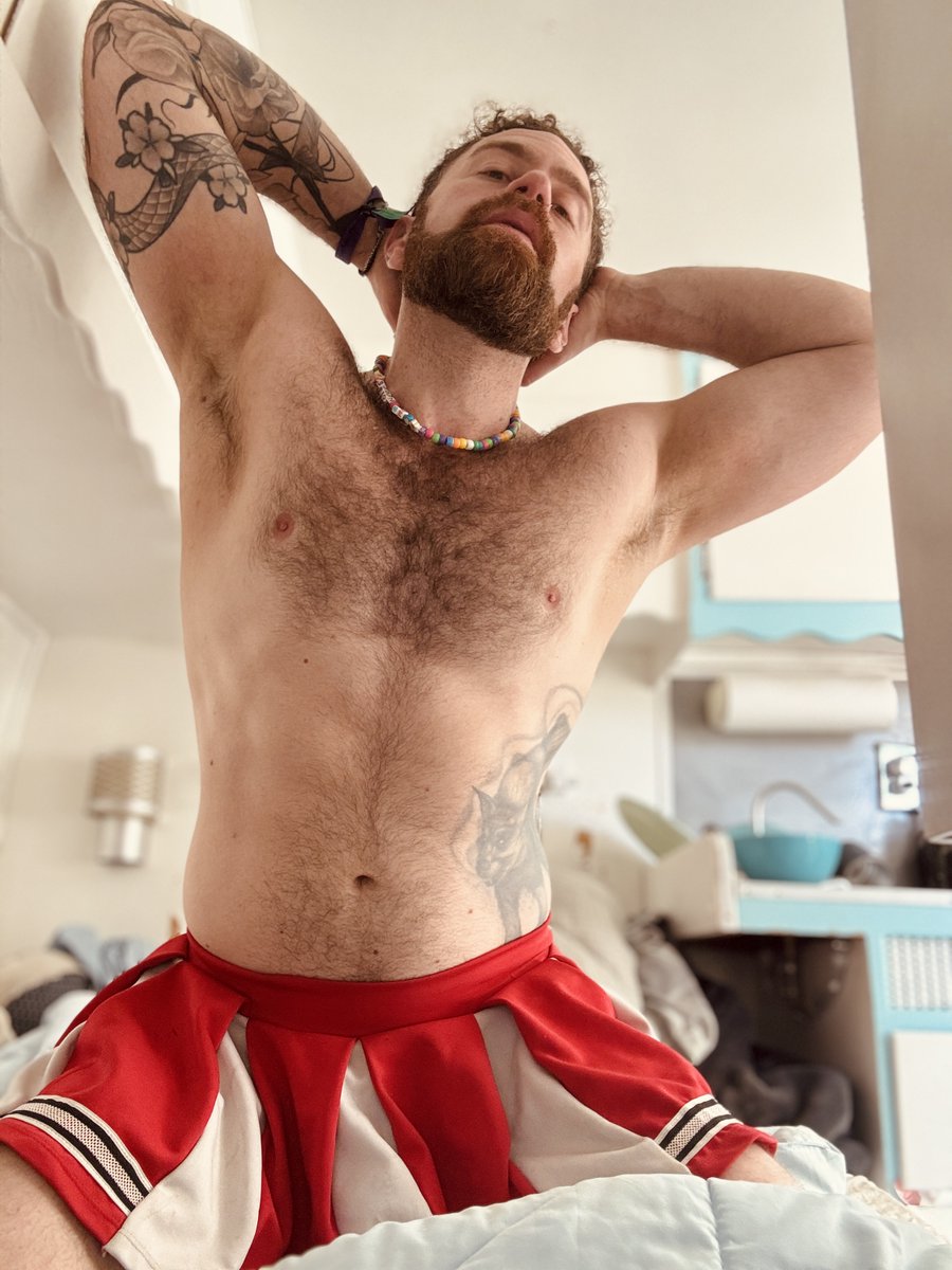 thereallevi_dan's tweet photo. Want me to cheer you up?

https://t.co/nuts9ESPbD https://t.co/fI5wXcNY0B
