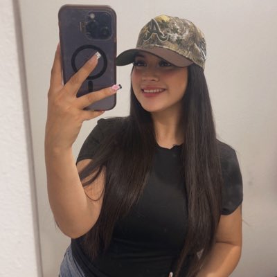 ylimme__'s tweet photo. #NewProfilePic https://t.co/ONWYsPwmj3